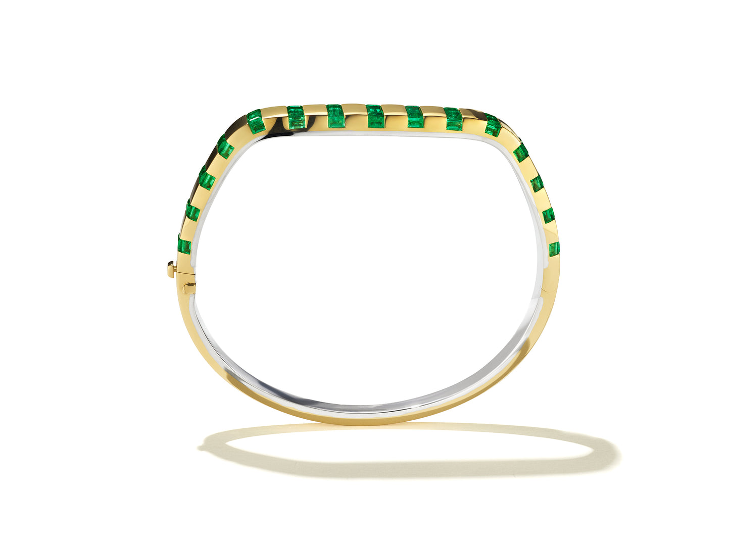 Nemes Bangle